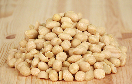 Naturlige blancherte peanøtter
